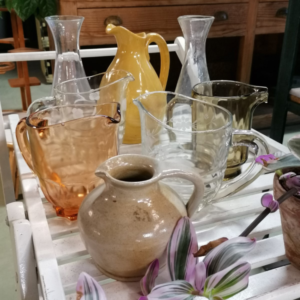 Vintage glass pitchers la bruyère