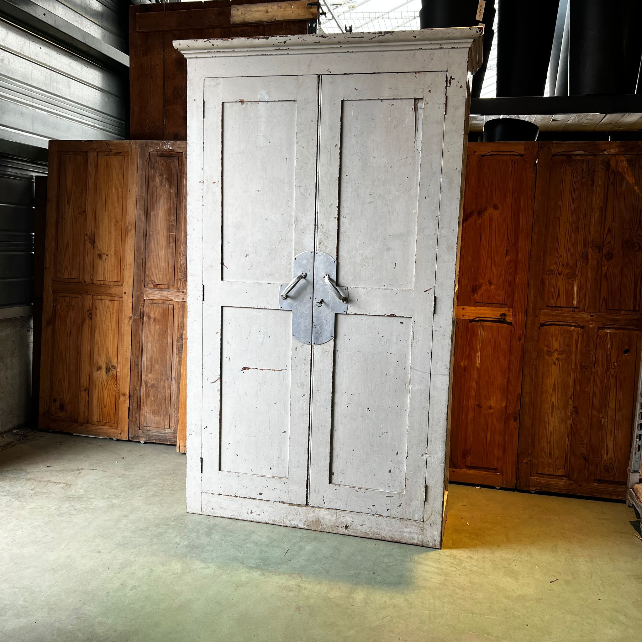Armoire
