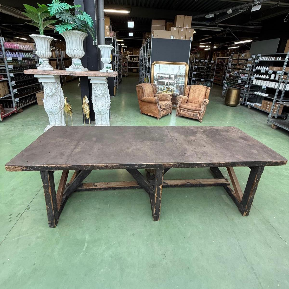 Table industrielle