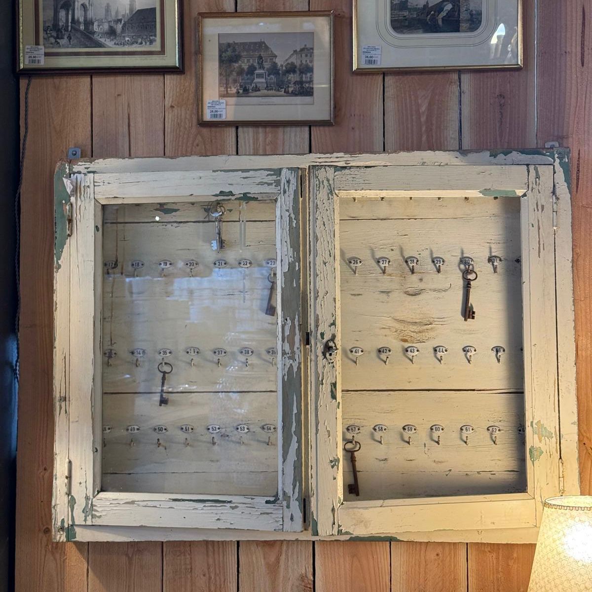 Armoire à clefs